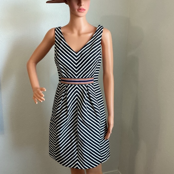 Maeve Striped Fit & Flare Dress Navy White Size 4 Maeve Striped Fit & Flare Dress Navy White Size 4
